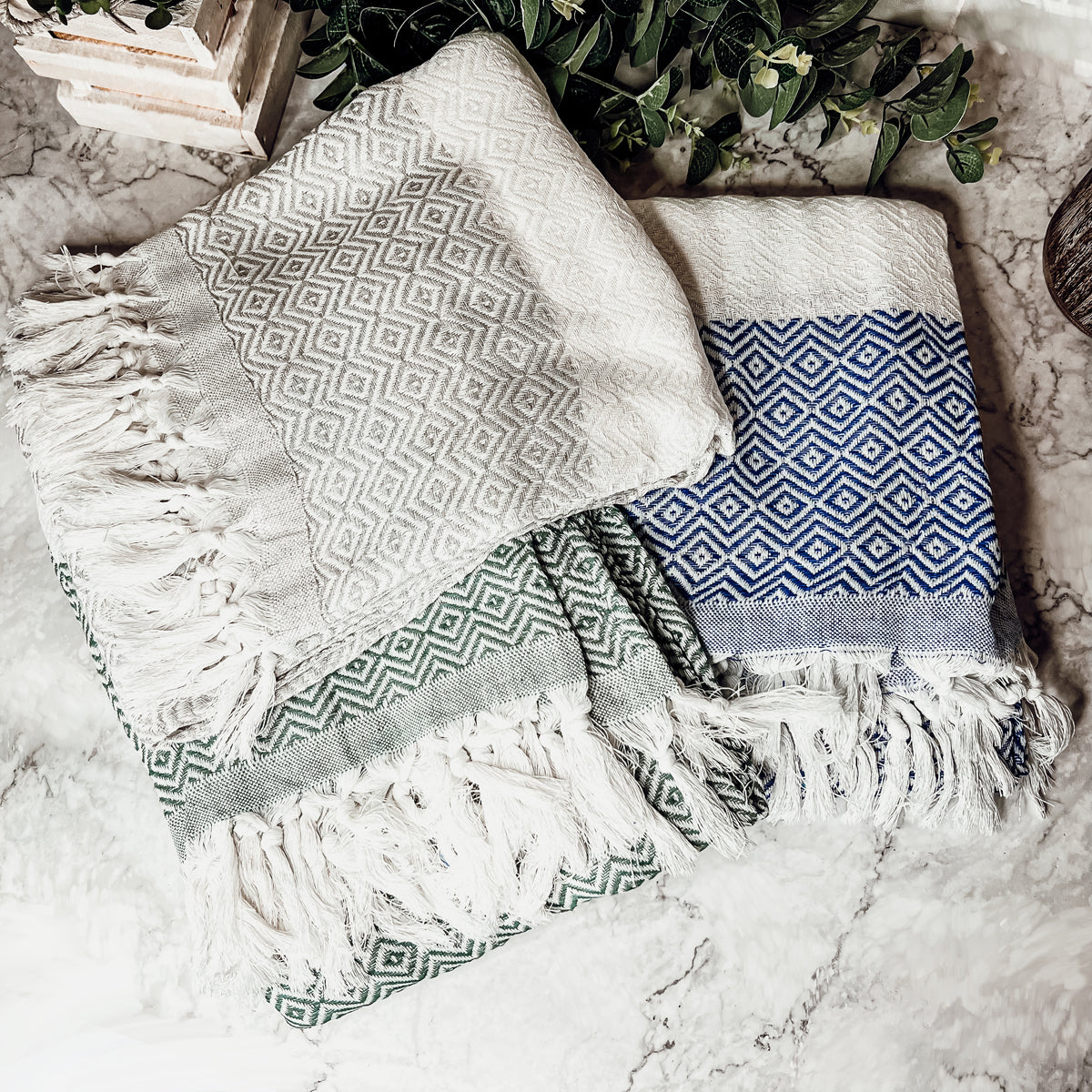 Haley Diamond 200 GSM Turkish towel with jacquard texture and tassels