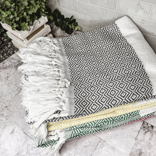 Haley Diamond Turkish Towel 200 GSM – Soft Oversized Cotton Towel