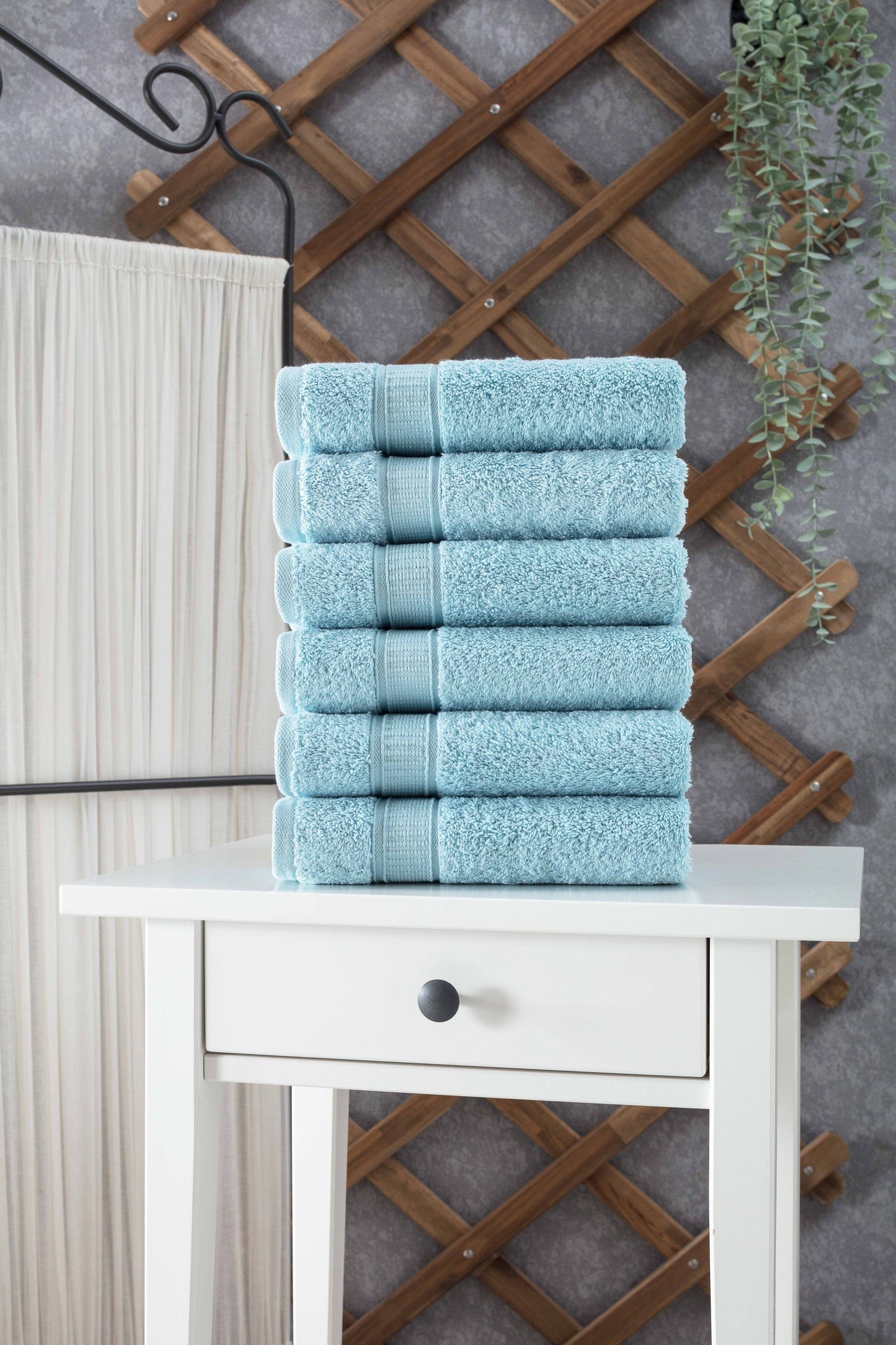 Set of 6 Turkish cotton hand towels in premium 600 GSM design