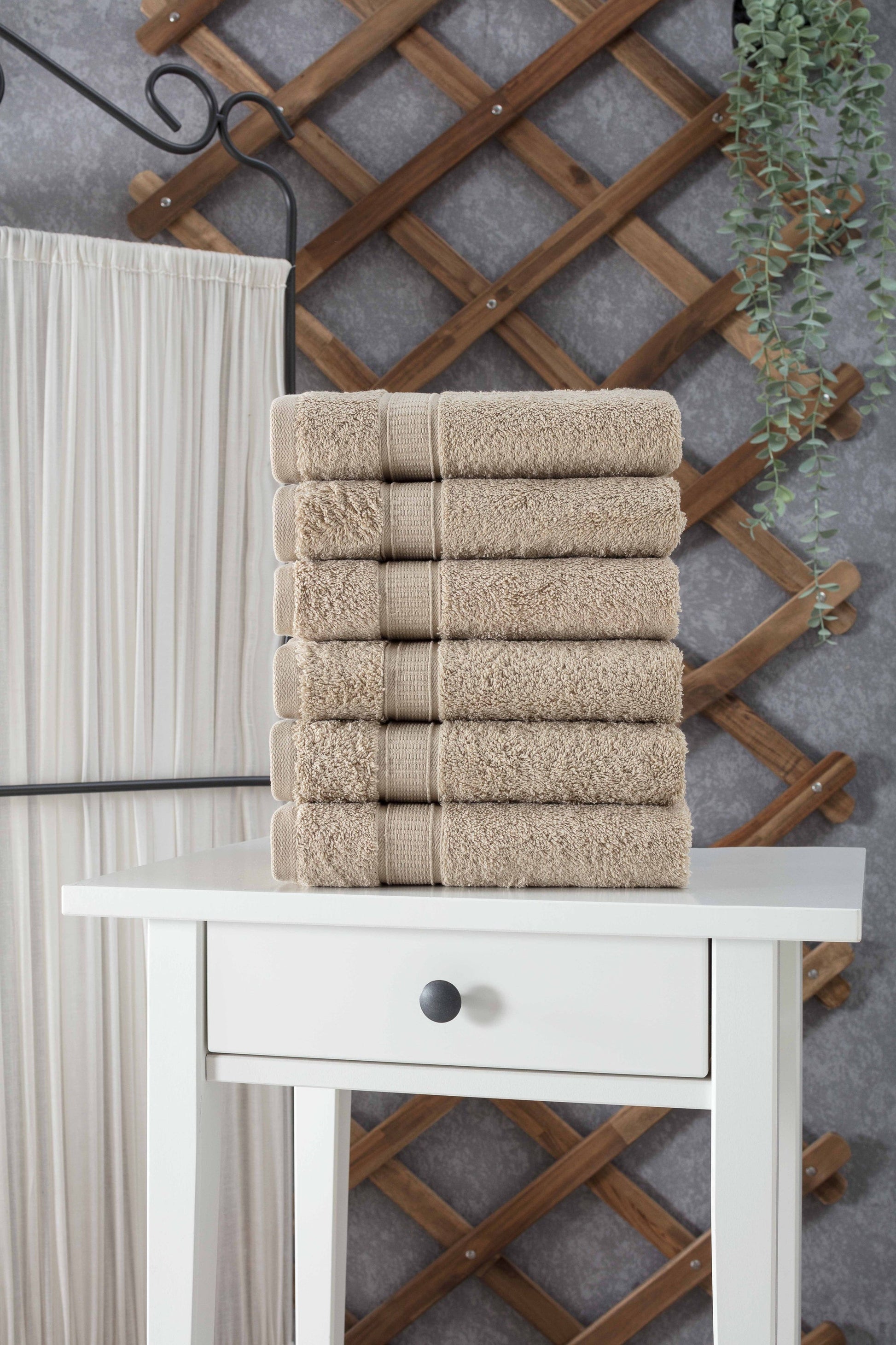 Set of 6 Turkish cotton hand towels in premium 600 GSM design