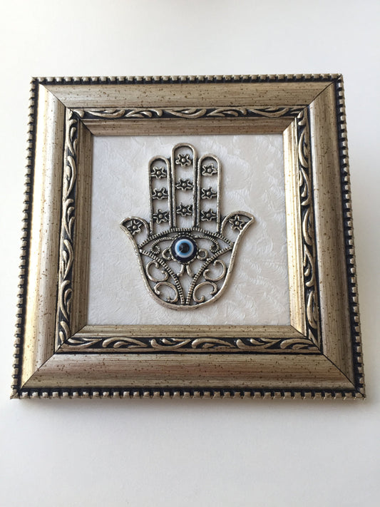 5.5 x 5.5 inches (14x14 cm) Hamsa wall hanging close-up