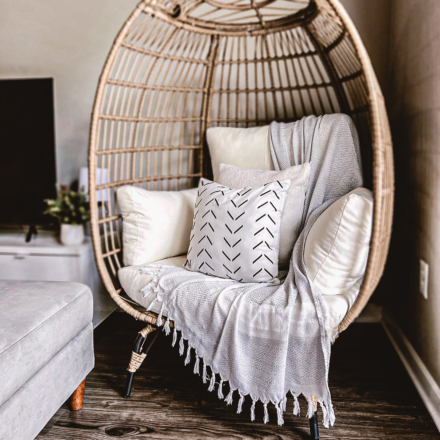 Green Haley Diamond towel showing jacquard pattern